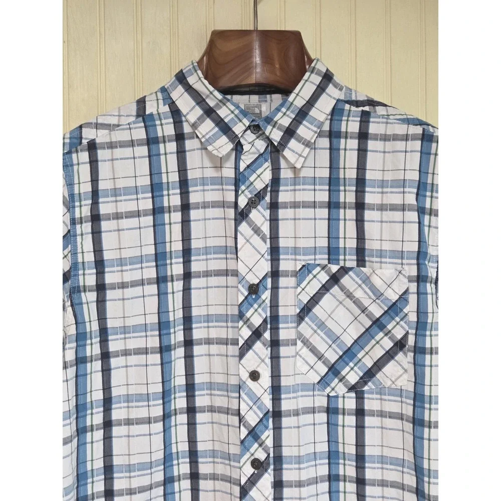 The North‎ Face Shirt Mens Medium Blue Plaid Short Sleeve Button Front Cotton